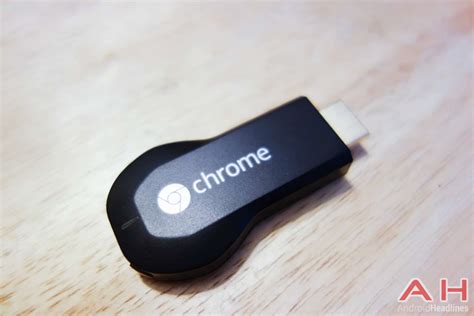 google chromecast officially unveiled  india      rs