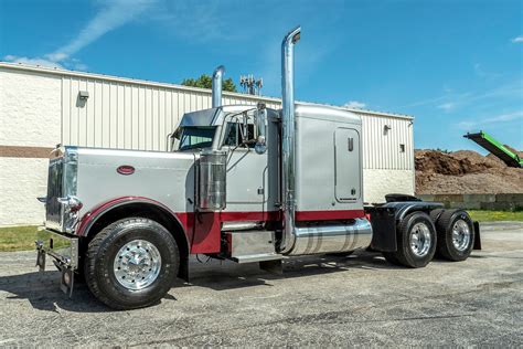 peterbilt  sleeper heavy haul truck extensive service  sale sold midwest