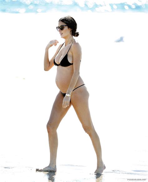 nicole trunfio pregnant bikini beach photos