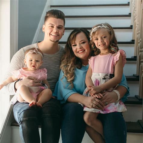 Teen Mom Catelynn Lowell Pregnant With Twins One Year After She