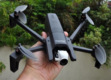 parrot anafi  hdr drone hands  review drone camera dji camera drone