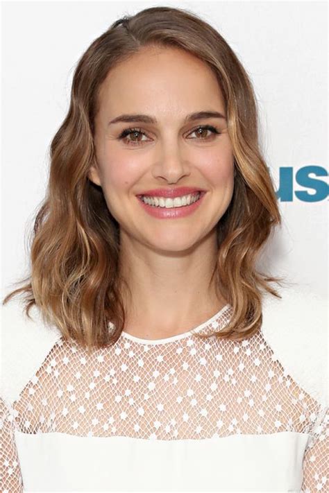 17 Celebrity Inspired Short Hairstyles And Haircuts For Fine Hair 2022