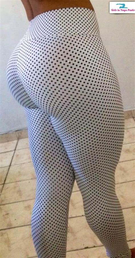 A Big Round Booty In Polk Dots Hot Girls In Yoga Pants