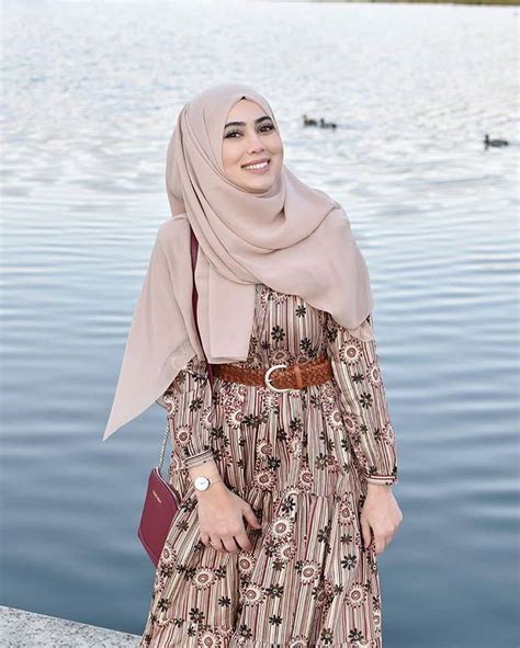 hijab magazine sur instagram stay positive 🥰 hijabs inspirations