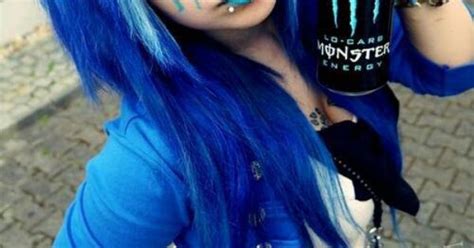 emo girl wants to look like can of energy drink because