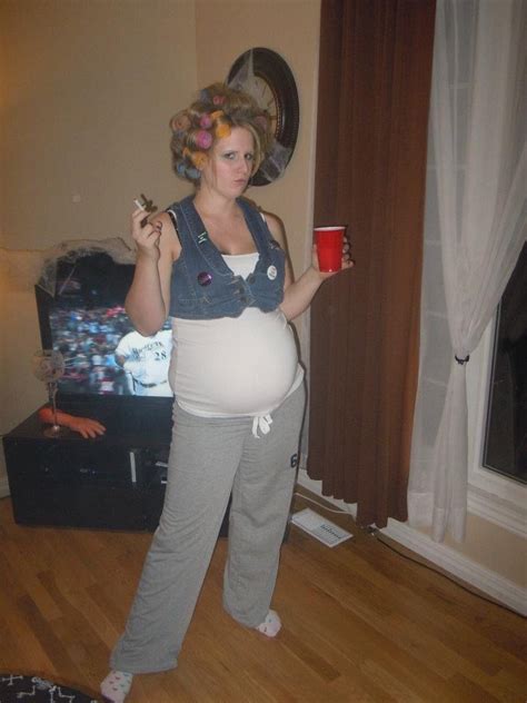 Pregnant Diy Halloween Costume White Trash Holidays