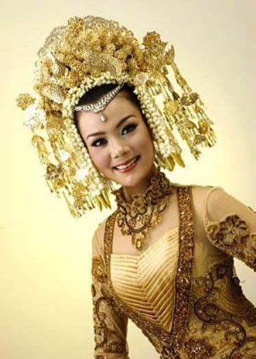 17 best images about indonesian headdress and fashion on pinterest balinese headdress and kebaya