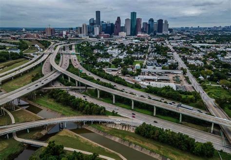 managed  elevated lanes considered     txdot   options  clogged corridor