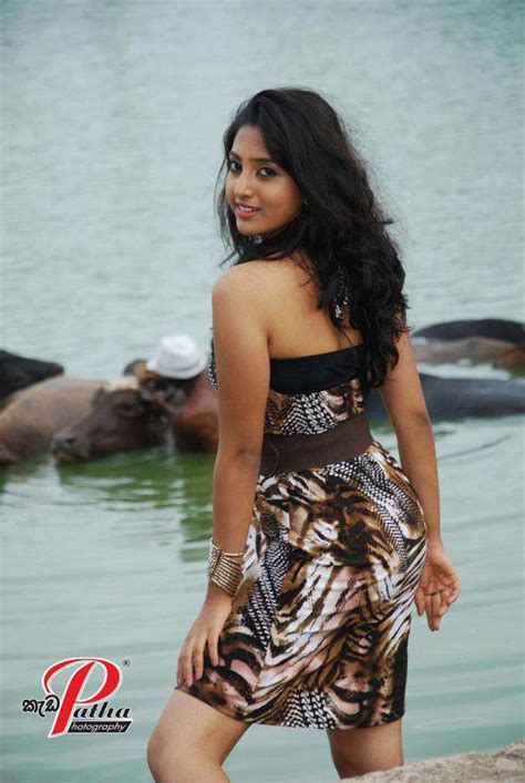 sri lankan beautiful hot actress models vinu udani siriwardhana sri lankan beautiful actress