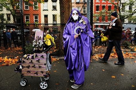 funny halloween costumes   hilarious ways  dress