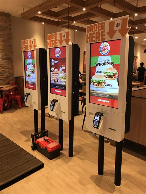 digital kiosk  order customers meal   minute digital kiosk digital signage kiosk