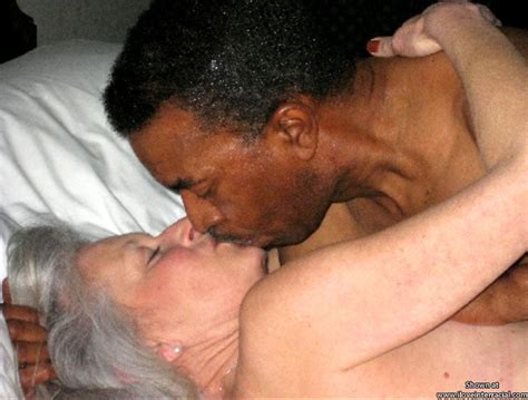 kk558 in gallery interracial kissing 8 picture 145 uploaded by regane on