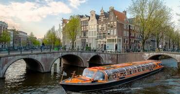 dutch canals attractions sightseeing   netherlands