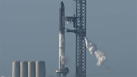 spacex cancels first test flight of giant rocket starship at the last