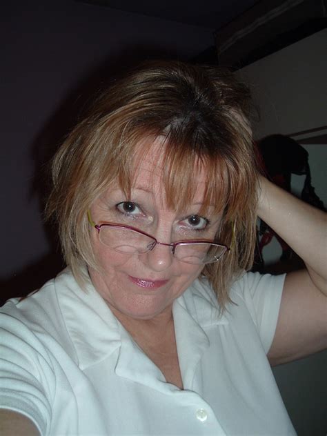 heybbe7 56 from swansea is a local milf looking for a