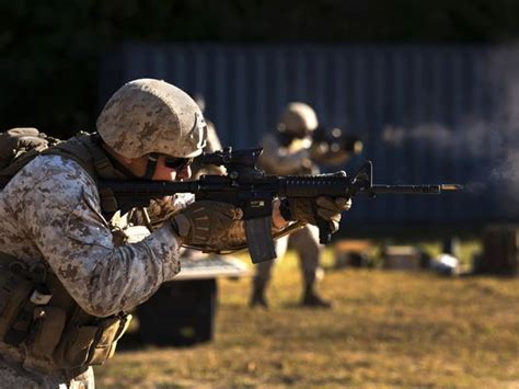 Marine Corps Brass Approve Replacing M16 With M4 Carbine