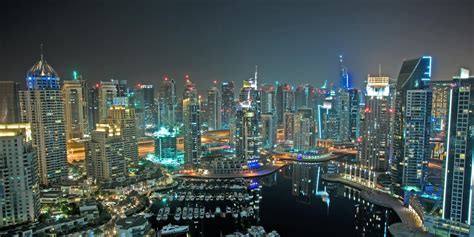 reisefuehrer vereinigte arabische emirate reisetipps landmark