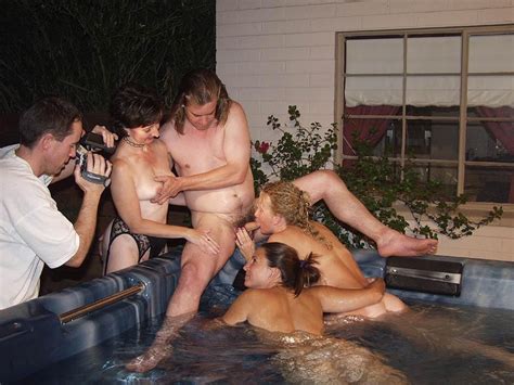 amateur cumorgy party in friends hot spa tub pichunter