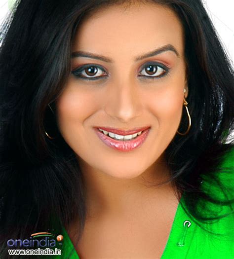 women hairstyle mallu actress pooja gandhi nice photo album