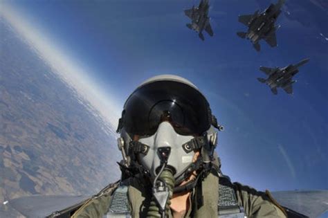 bonus    years  air force fighter pilots business insider