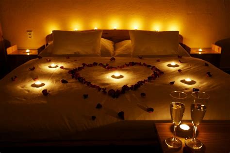 Pin By Patrick Mcdiver On Love Romantic Bedroom Design Candlelit