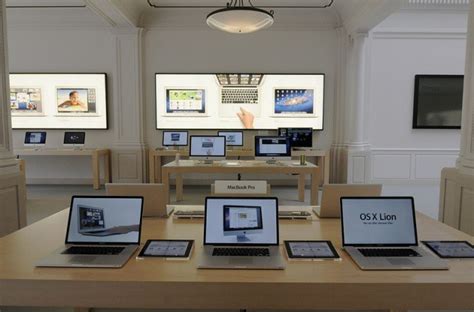 ceo  gap helped create   apple store cult  mac