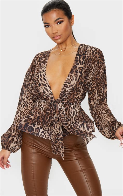 tan leopard printed plisse blouse tops prettylittlething usa