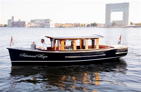 showboat admiral heijn electric  boats amsterdam