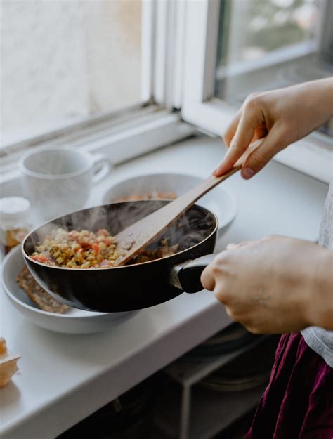 trucos  consejos  mantener una sarten en perfecto estado antojo en tu cocina
