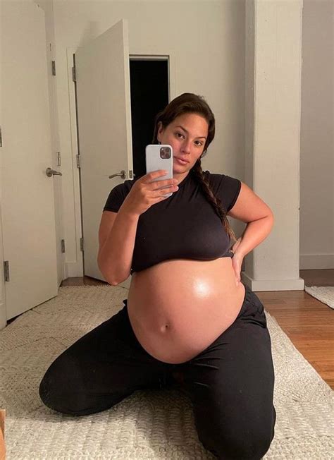 Ashley Graham In Tears Over Mum Bod But Overcomes Hang Ups Daily Star