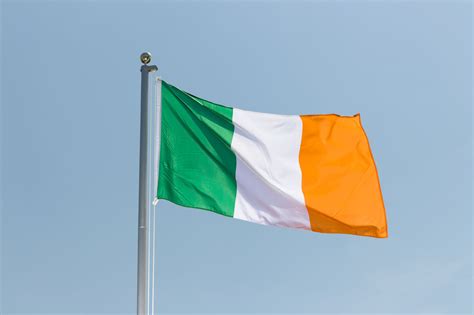 ireland  ft flag maxflags royal flags
