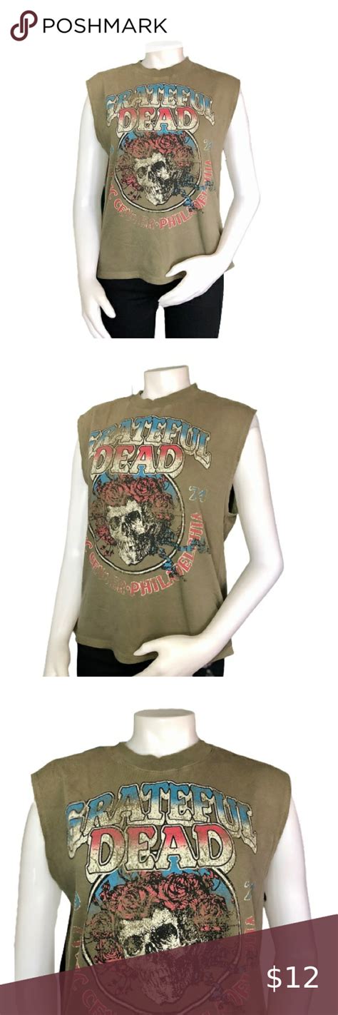 sleeveless grateful dead t shirt in 2020 sleeveless band tee outfits
