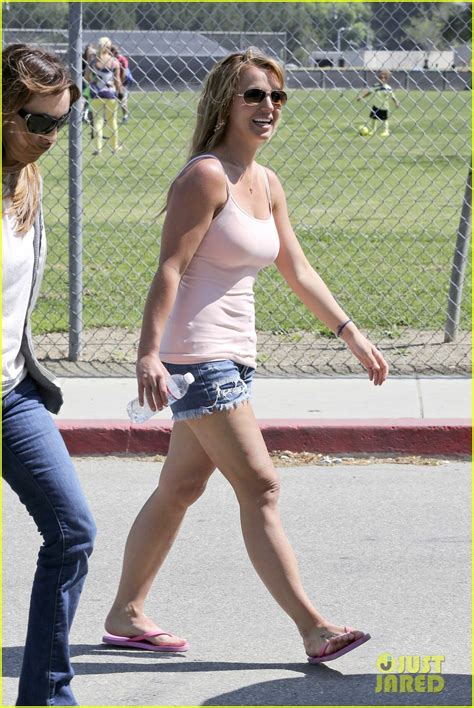 Full Sized Photo Of Britney Spears Proud Soccer Mom 01 Photo 2832390