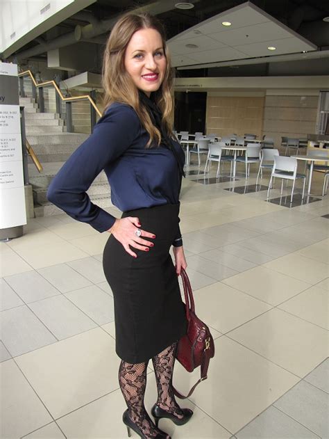 fabulous dressed blogger woman joanna from canada