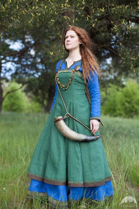 viking apron “ingrid the hearthkeeper” linen apron medieval apron