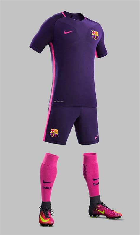pic barcelona reveal  purple  pink  kit  nike  page football