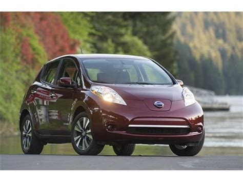 nissan leaf  car review youtube