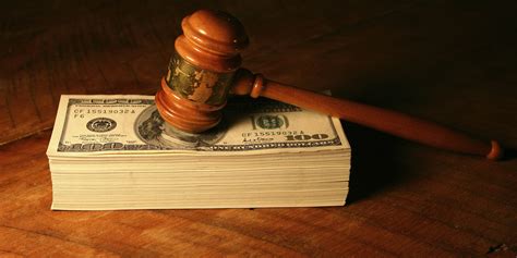 minimize employee lawsuits   practices  small businesses huffpost