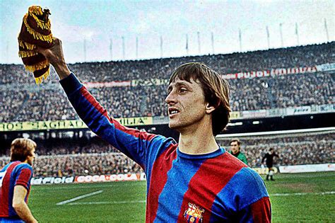barcelona  honour johan cruyff  naming stadium