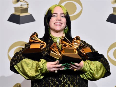 billie eilish sweeps grammys  ceremony clouded  controversy  mourning  current