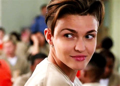 that wink though orange is the new black sex scenes popsugar love and sex photo 11