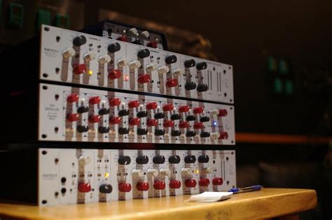 rupert neve rack recording studio audio mixer  instruments