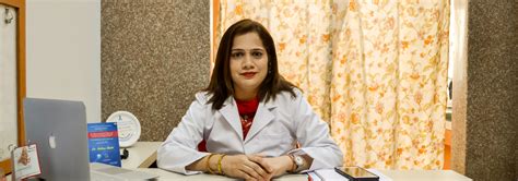 Best Female Gynaecologist In Mumbai Obstetrician