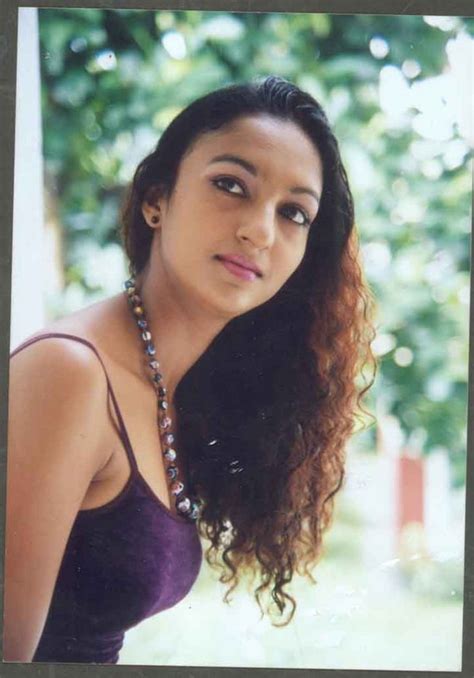 Anjula Rajapaksha ~ Sri Female