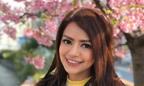 Profil Dan Biodata Dj Yasmin Terlengkap Termasuk Awal