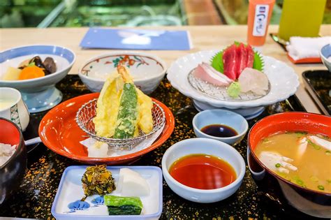 food and dining in fukuoka fukuoka travel guide go guides