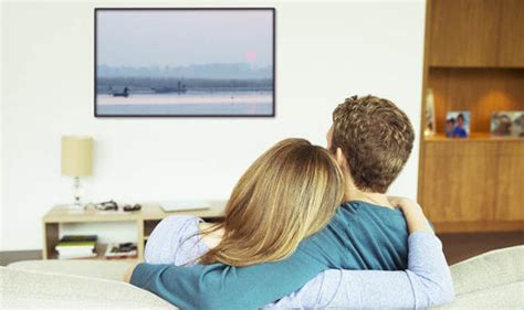 Couples Who Enjoy The Same Tv Have A Stronger Happier Relationship