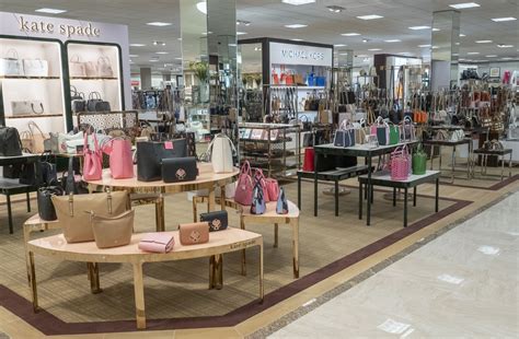 dillards   womens store  remodeling mens store