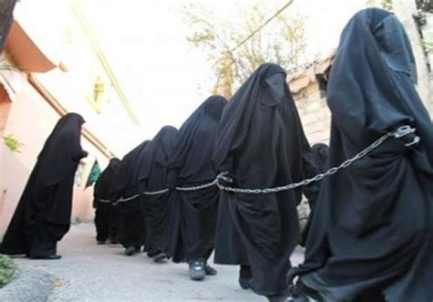 un report about 3 500 slaves held by isis in iraq middle east