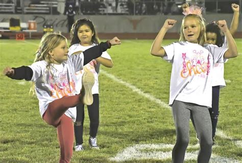 halftime performance spotlights mini cheer camp youths imperial republican